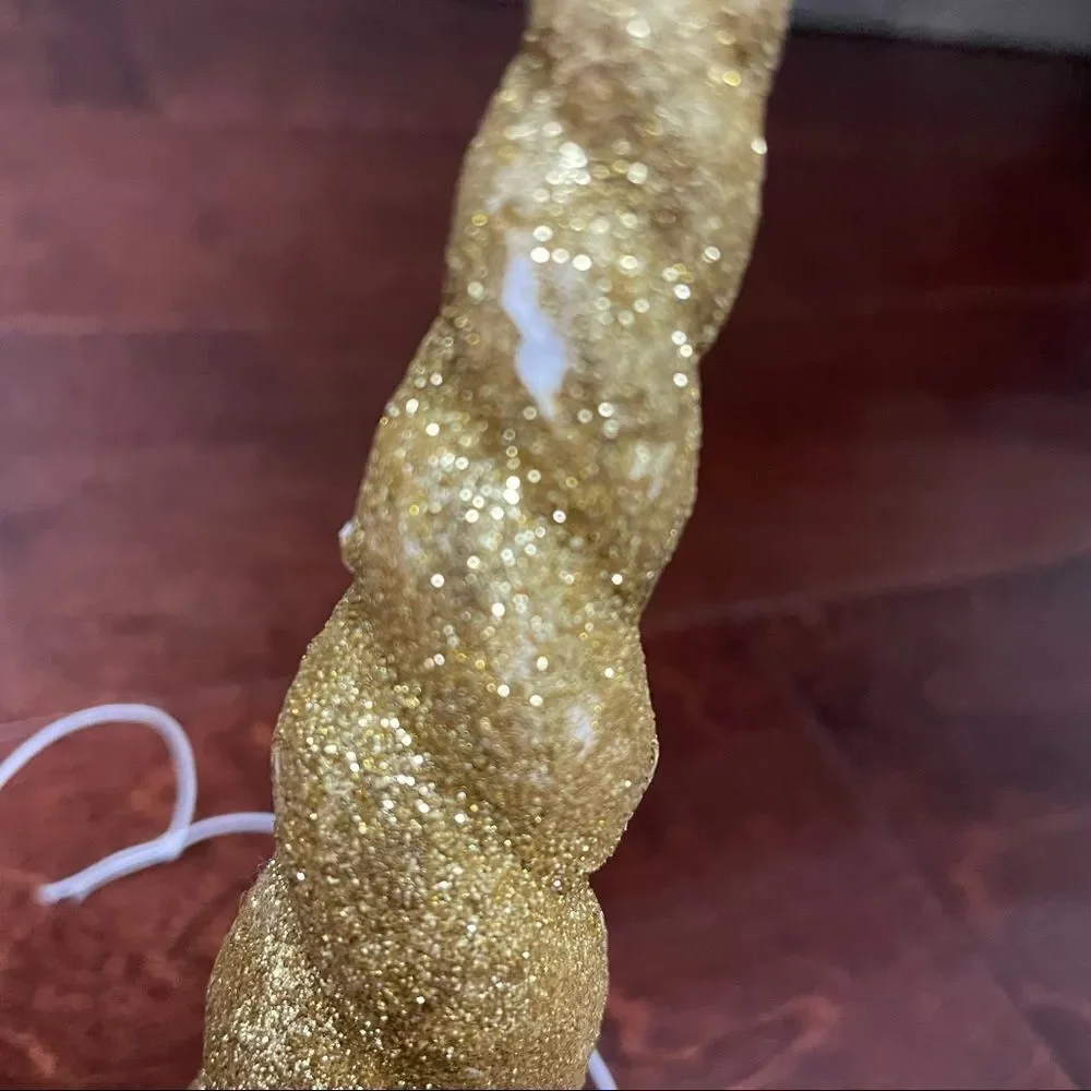 N/A child’s glitter